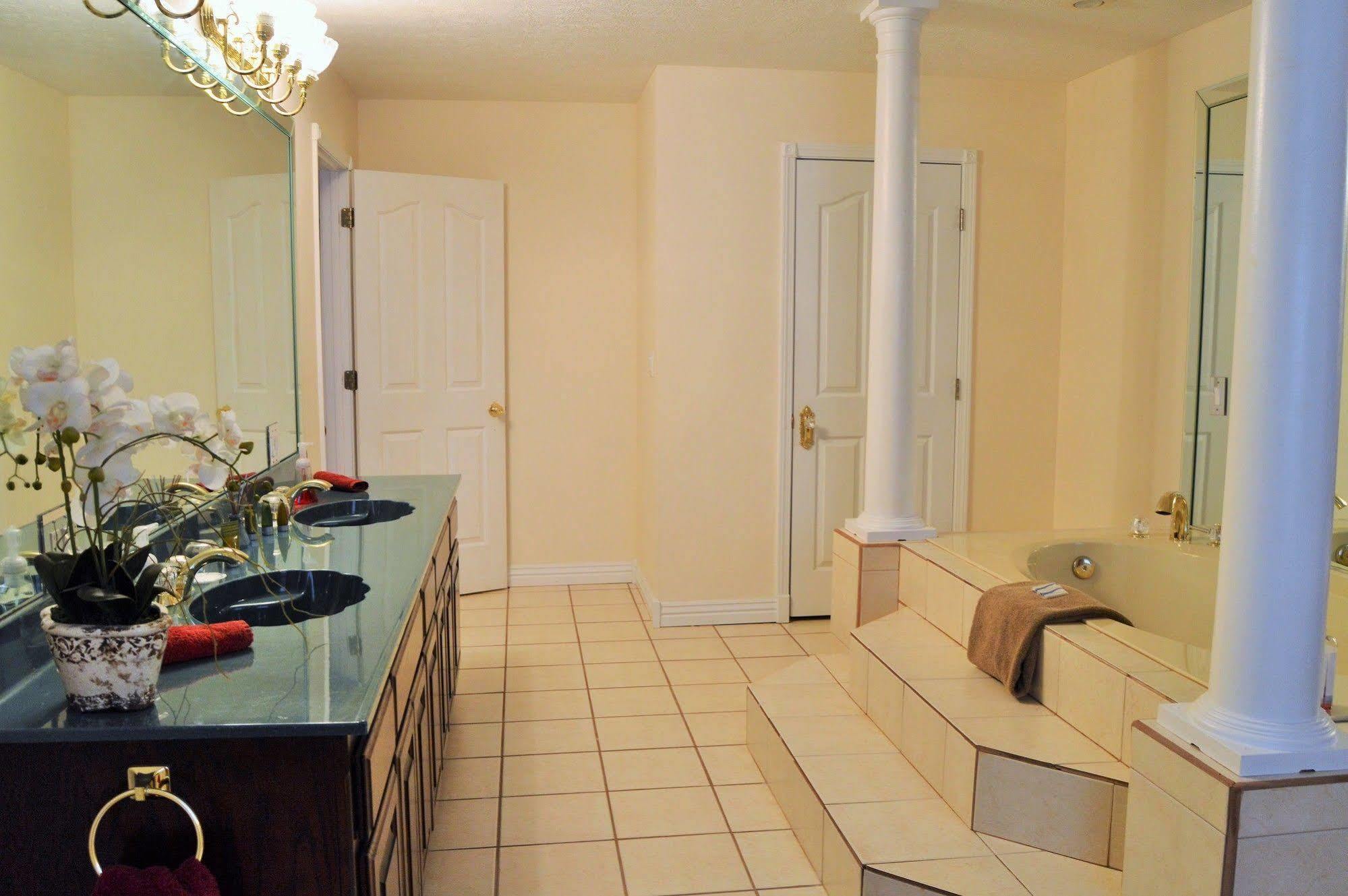 Apartamento Lafayette Grand Manor Waynesville Exterior foto